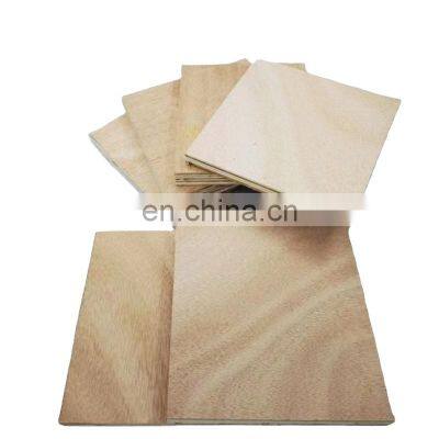 Wholesale 18mm hardwood plywood, furniture plywood for furniture packaging construction