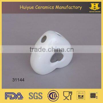 Ceramic toothbrush holder, lotion bottle, heart shape bathroom sanitary set