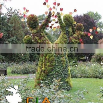 Cool green man shape sculpture special shape plant sculpture