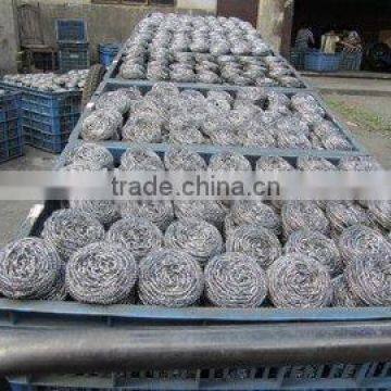 Stainless steel scourer