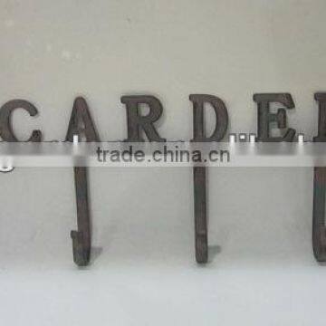 Decorative metal garden wall art with hook