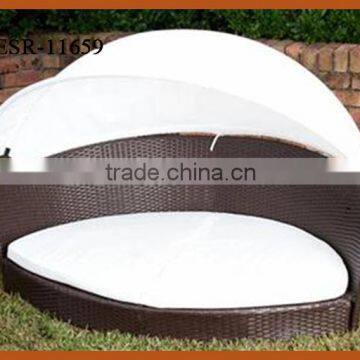 Luxury Pet Bed Rattan Dog Bed With Canopy