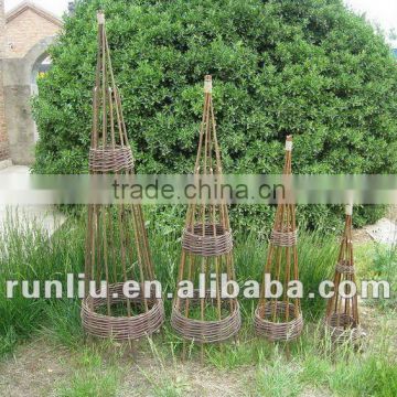 willow garden obelisk