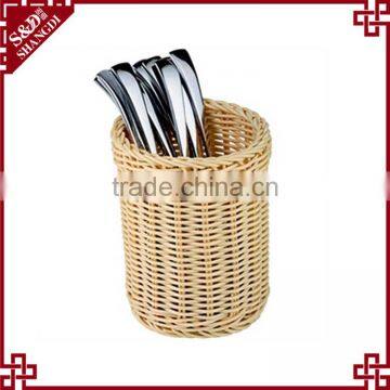 Restaurant or home used food testing plastic wicker woven cutlery holder