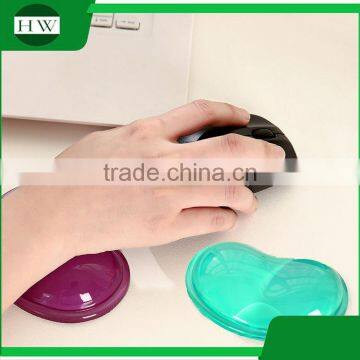 custom promotion ergonomic heart-shaped transparent gel silicone wrist mouse mat pad