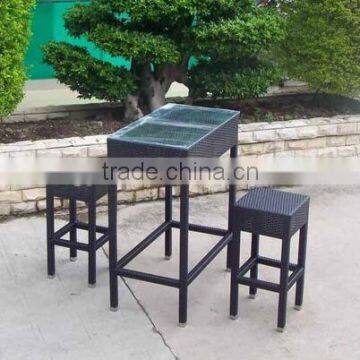 2017 Trade Assurance most popular outdoor aluminium frame pe rattan cheap bar table sets