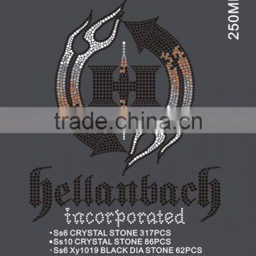 Custom All Kinds of Text and Patterns Hot Fix Rhinestone Made in China photo-4