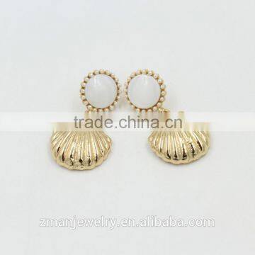 2016 Latest Design Fashion Earrings Shell Shape Pendant Gold Stud Earrings