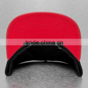 2015 China Best Selling Custom Embroidered Cheap Sports Snapback Cap photo-3