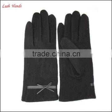 Simple Woolen Gloves With Leather Belt for Women photo-2