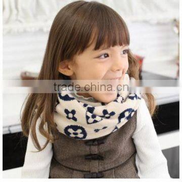 2014 Winter New Flower Pattern Baby Kids Knitted Circle Scarf photo-2