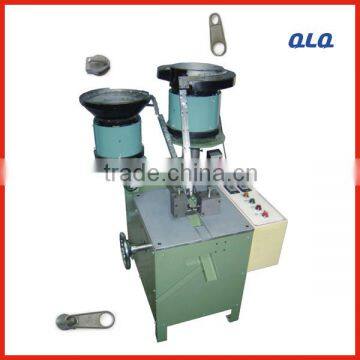 Non lock Automatic Zipper Slider Puller Assembling/Assembly Machine