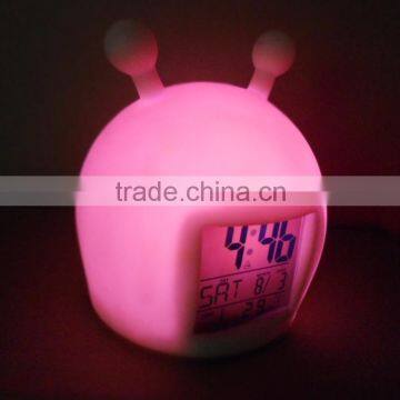 novelty alarm clock display humidity temperature