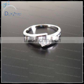 Latest Cheap Simple Fashion Ladies Mini White Zircon Rings