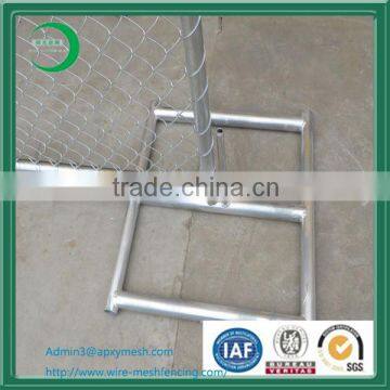 Low-Carbon Iron Wire Material and Square Hole Shape chain link fence