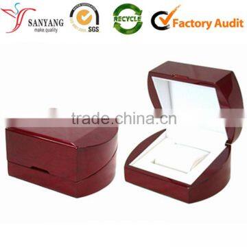 Watch box manufacturers china / OEM varnishing wooden watch box