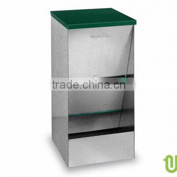 Galvanised dog feeder medium