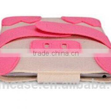 Red Color 7.9 Inch Wool Felt Tablet Case Cute Cartoon Pig Bag Tablet Sleeve Tablet Pouch photo-3