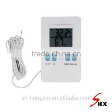 C/F reading max min thermometers four buttons produce size 110*70*20mm