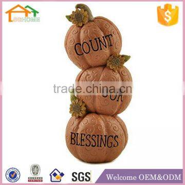 Factory Custom made best home decoration gift resin polyresin carving pumpkins wholesale