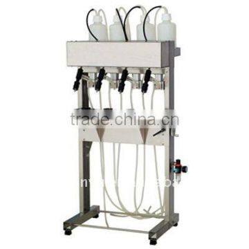 Vacuum filling machine