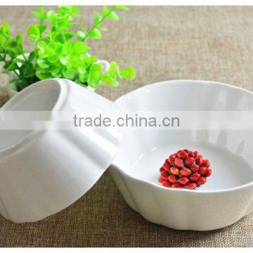 Small flower shape porcelain bowl white porcelain bowl