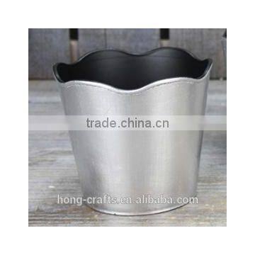 2014 New Design Silver Plastic Flower Pot for Garden