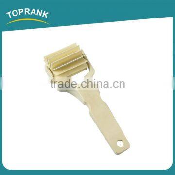 Toprank BSCI Factory High Quality Fondant Embossing Noodle Cutter Roller,Cake Decoration Rotating Roller Lattice Pastry Cutter photo-2