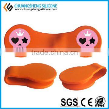 2016 Fashion Eco-friendly Smart Silicone Unique Money Clip photo-2