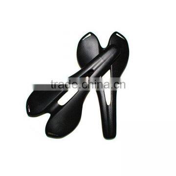 2016 High Quality 3k UD Full Carbon Fiber T700C Bicycle Saddle for Sale photo-3