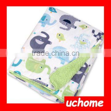 UCHOME China Manufacturer, Double Layer Muslin Swaddle Blanket, Super Soft Textile Plush Baby Blanket Wholesales. photo-2