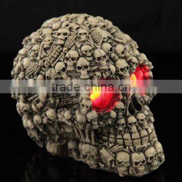Creative Terror Halloween Toys Funny Tricky Toy Flash Resin Skulls Halloween Decorations photo-2