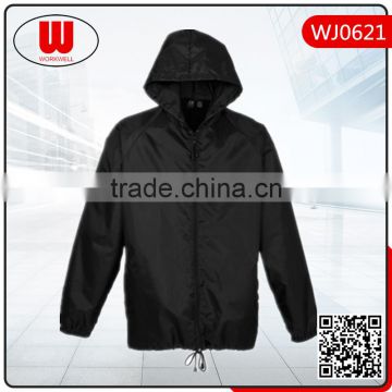 jogging black jacket of taffeta fabric