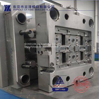 Implantable PLA Micro-cavity mold medical plastic injection mold market With Hot Runner