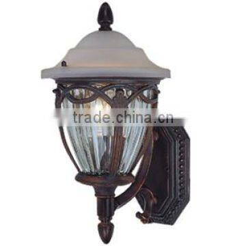 wall bracket lamp