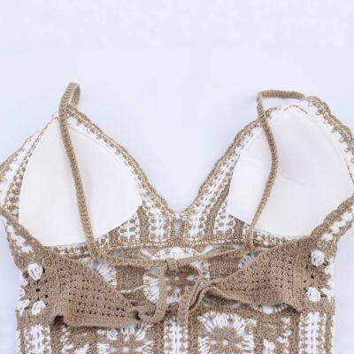 Sweet and Spicy Girl Vacation Style Set, Female Sexy Hollow Hook Flower Hanging Neck Strap Vest