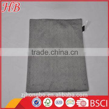 Grey Color Zigzag Customized Quilted Cushion, Solid Micromink Cushion, Micromink Quilted Cushion Manufacturer