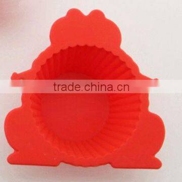 Frog shaped baking mold