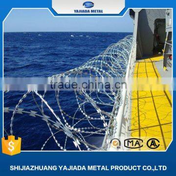 2016 hot sale low price razor barbed wire from driect factory (anping)