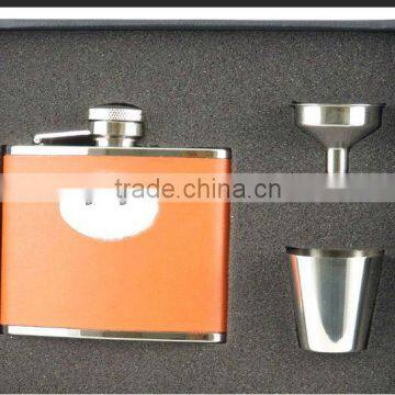 mini hip flask set with colorful leather covered