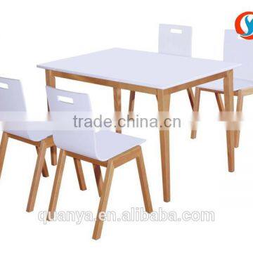 Stackable Plastic Wooden Dining Table and Chairs/Fashionable Dining Set