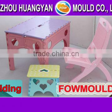 Foldable plastic table mould