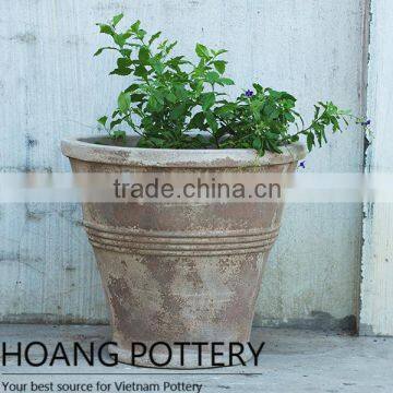 Quality Terracotta Planter outdoor from Vietnam