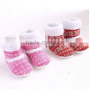 The crochet fashion knit flower baby winter boots