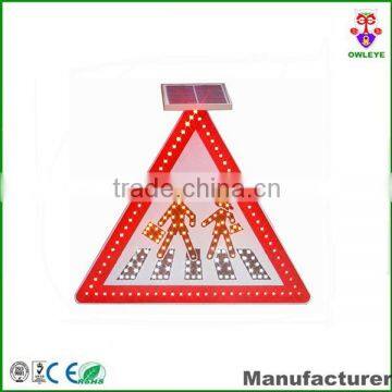 Solar traffic signal/Solar traffic sign for traffic road safety