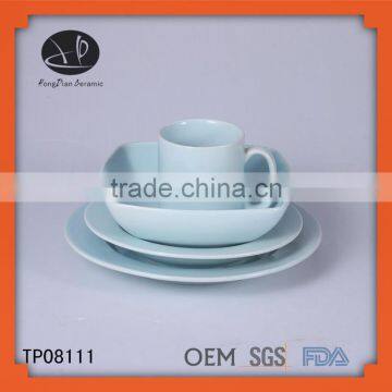 light blue hd designs dinnerware