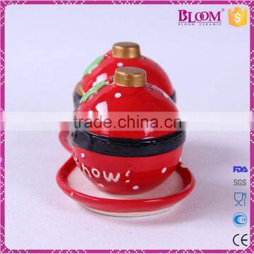 Ceramic Christmas Desgin Salt and Pepper Shaker Set photo-2