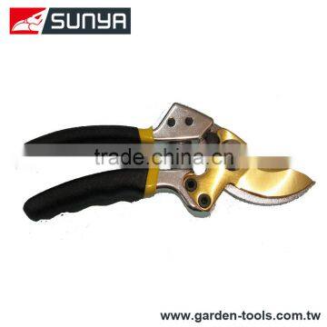 Professional Gold Titanium Secateurs/pruner photo-3