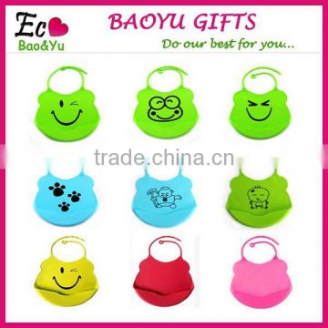 New Infant Baby babador Silicone Bib To Silicon Babeiro Baby Bandana Bib Cute Cartoon Patterns Waterproof Scarf Babadores