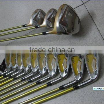 Complete Club Set Golf S-03 clubs in Golf